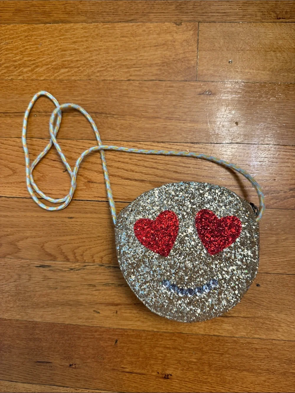 Glitter Crewcuts Heart-Eyes Emoji Crossbody Bag for Kids - Gold and Red